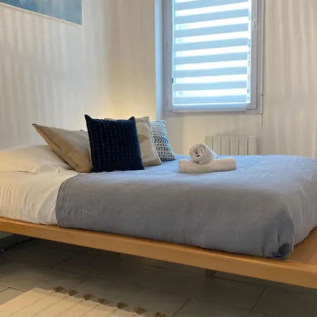 L'oiseau D'or Au Bord De - Cap A Babord Apartmán