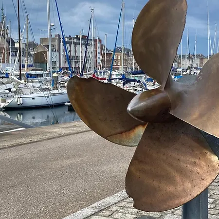 Apartmán L'oiseau D'or Au Bord De - Cap A Babord
